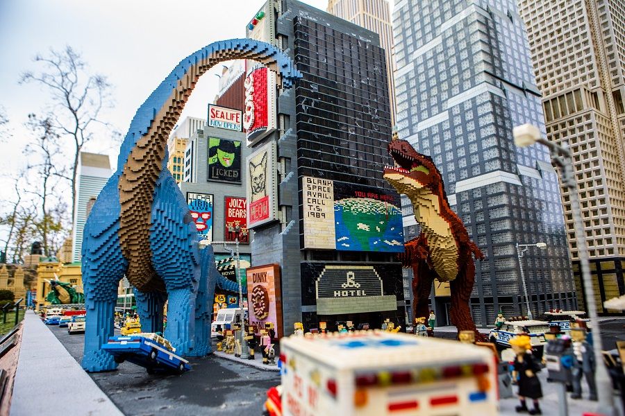 Dinosaurussen rennen los in New York!