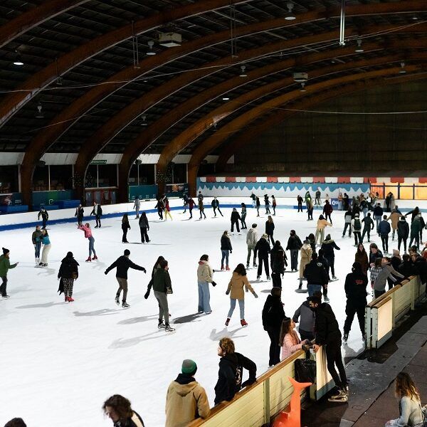 De overdekte schaatsbaan van Boudewijn Seapark gaat open