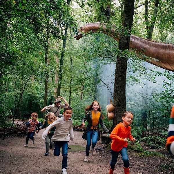 DierenPark Amersfoort opent vernieuwd Dinobos