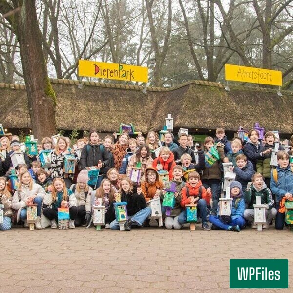 Honderd vogelhuisjes