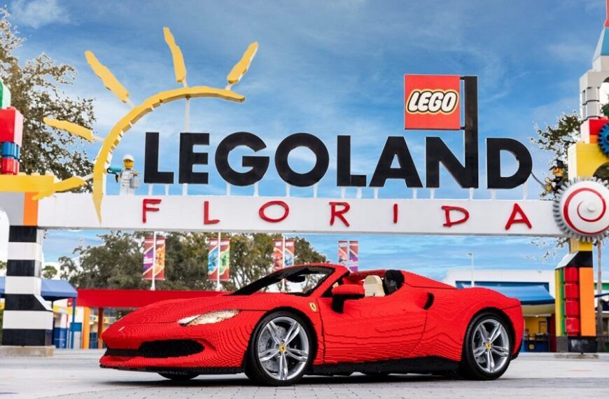 LEGO® Ferrari Build en Race officieel geopend
